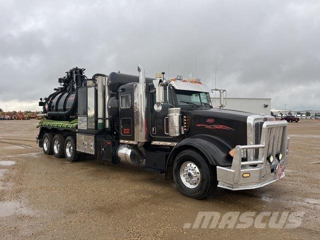 Peterbilt 367 Escavatori cingolati