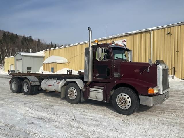 Peterbilt 377 Camion con cassone scarrabile