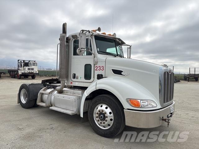 Peterbilt 384 Motrici e Trattori Stradali