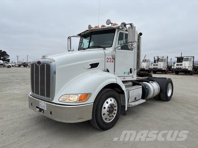 Peterbilt 384 Motrici e Trattori Stradali