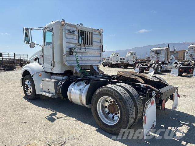 Peterbilt 384 Motrici e Trattori Stradali