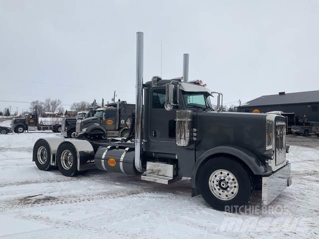 Peterbilt 388 Motrici e Trattori Stradali