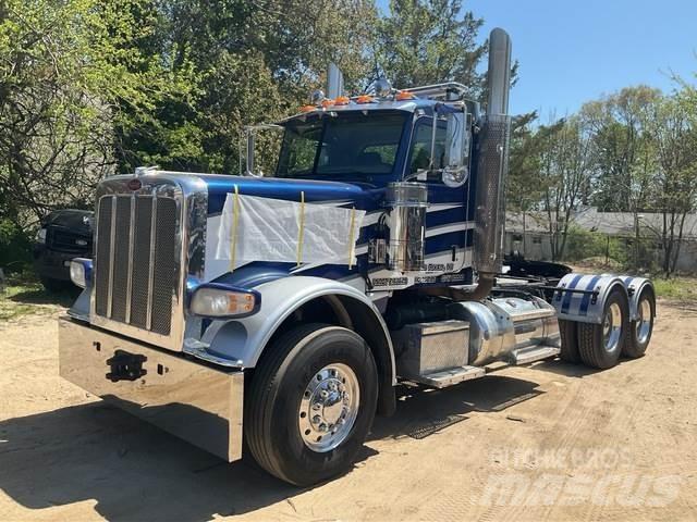 Peterbilt 388 Motrici e Trattori Stradali