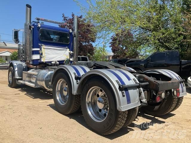 Peterbilt 388 Motrici e Trattori Stradali