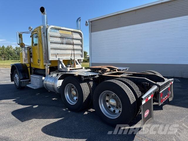 Peterbilt 388 Motrici e Trattori Stradali