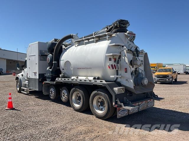 Peterbilt 548 Escavatori cingolati