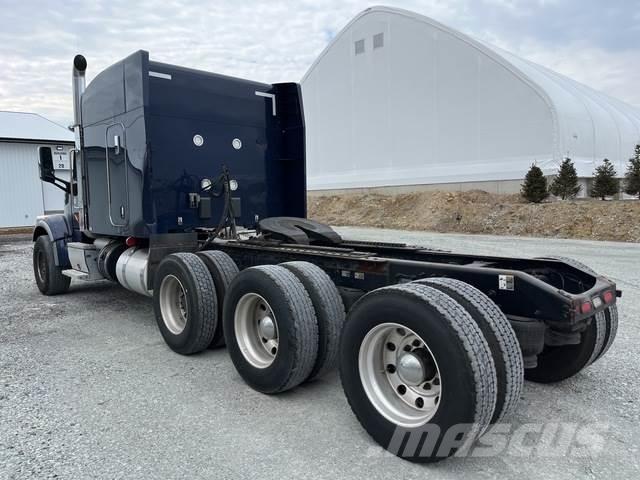 Peterbilt 567 Motrici e Trattori Stradali