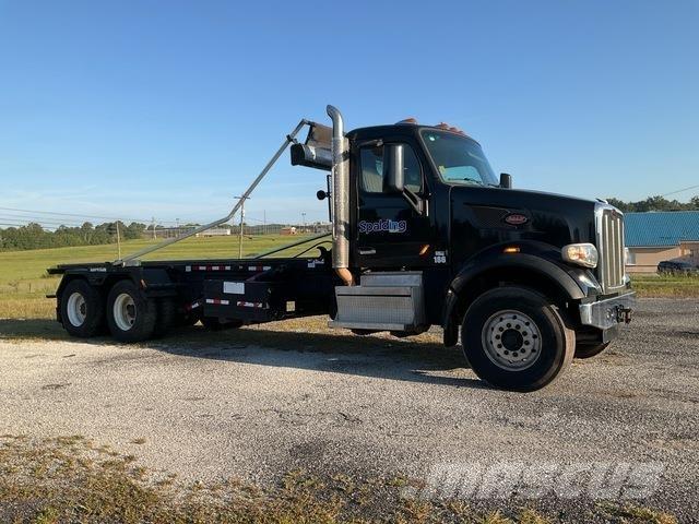 Peterbilt 567 Camion con cassone scarrabile