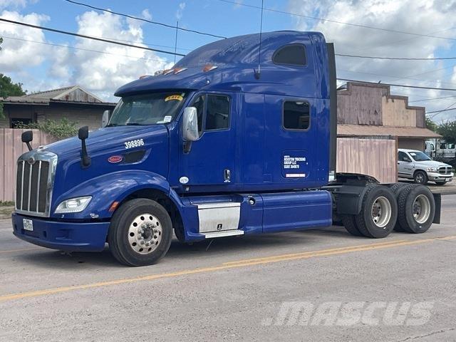 Peterbilt 587 Motrici e Trattori Stradali