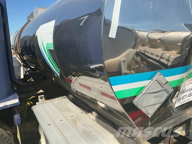 Polar  Rimorchi cisterna