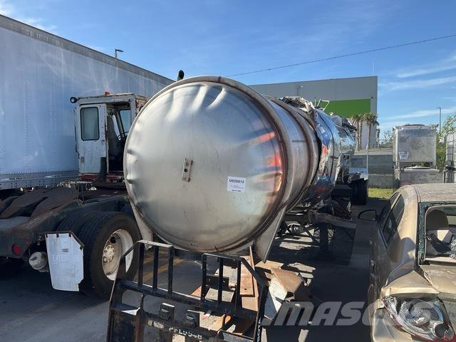 Polar  Rimorchi cisterna