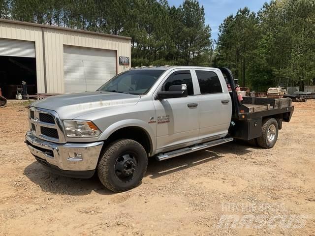 RAM 3500 Camion con sponde ribaltabili