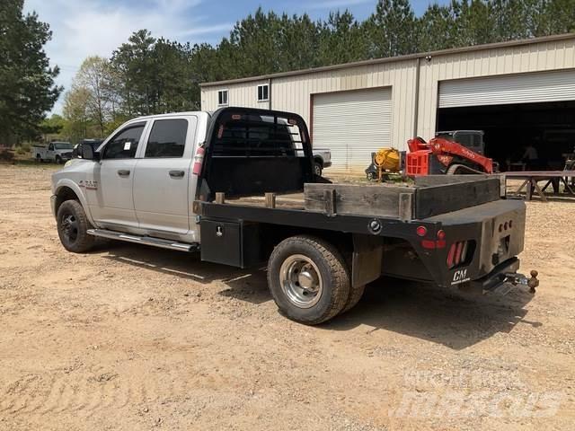 RAM 3500 Camion con sponde ribaltabili