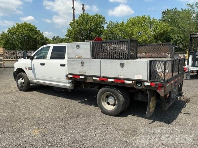 RAM 3500 Camion con sponde ribaltabili