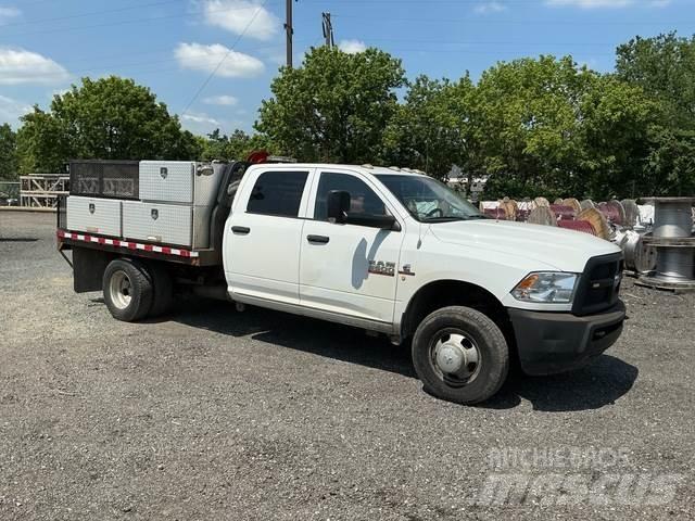 RAM 3500 Camion con sponde ribaltabili