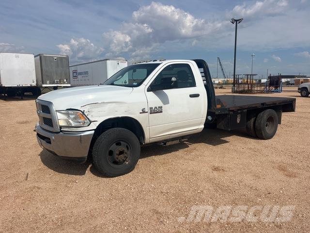 RAM 3500 Camion con sponde ribaltabili