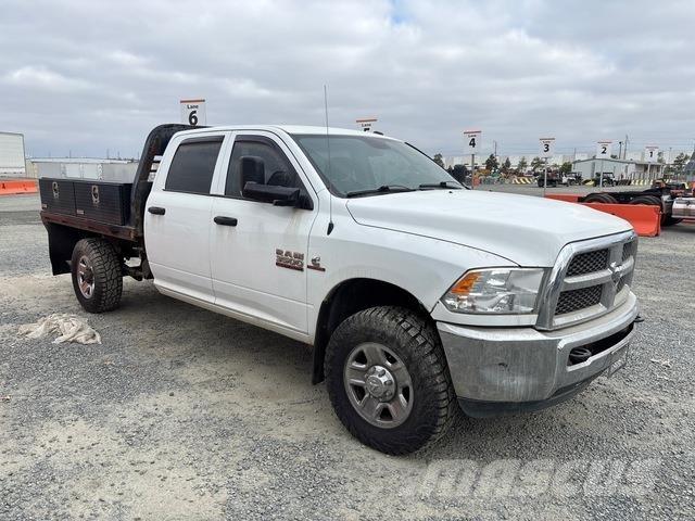 RAM 3500 Camion con sponde ribaltabili