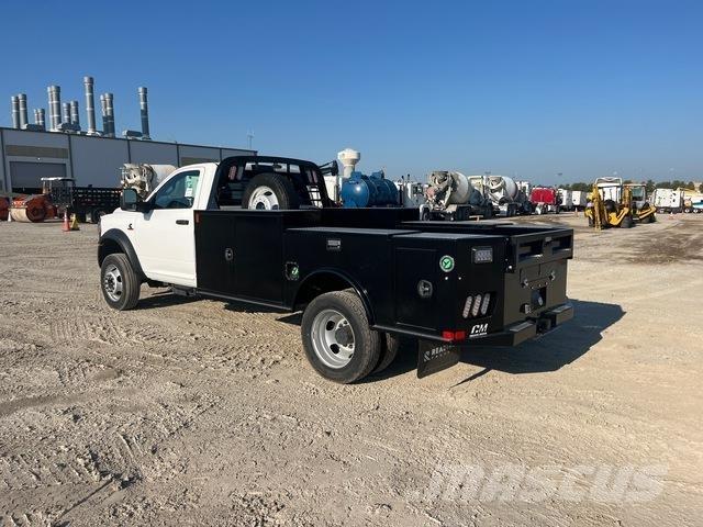 RAM 5500 Camion con sponde ribaltabili