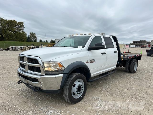RAM 5500 Camion con sponde ribaltabili
