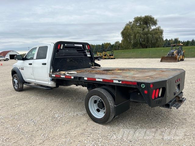 RAM 5500 Camion con sponde ribaltabili