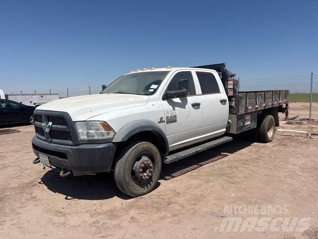 RAM 5500HD Camion con sponde ribaltabili