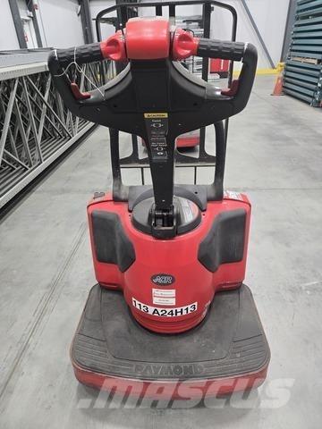 Raymond 8410 Transpallet elettrici a timone