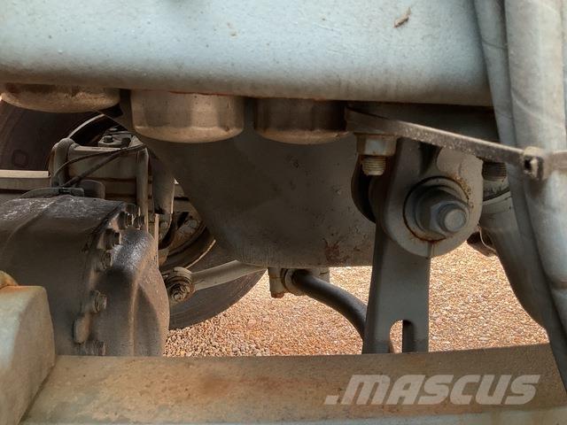 Renault Kerax Lame spazzaneve e aratri