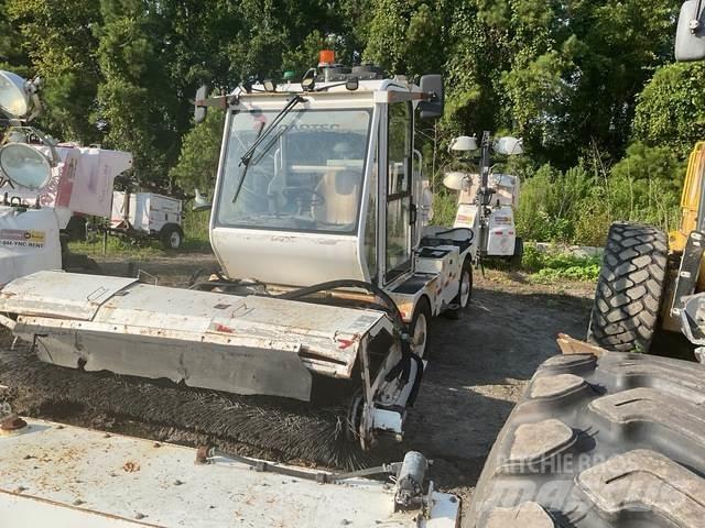 Roadtec FB100E Spazzatrici da interno