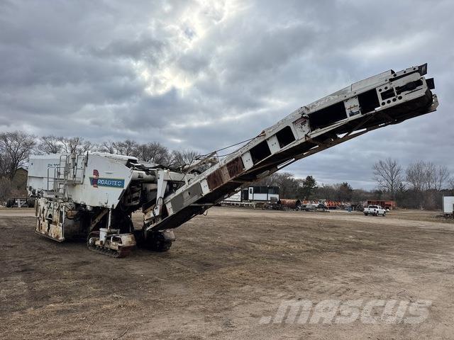 Roadtec RX-700 Fresa a freddo per asfalto