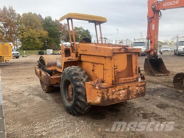 Sakai SV70TF Rulli monotamburo