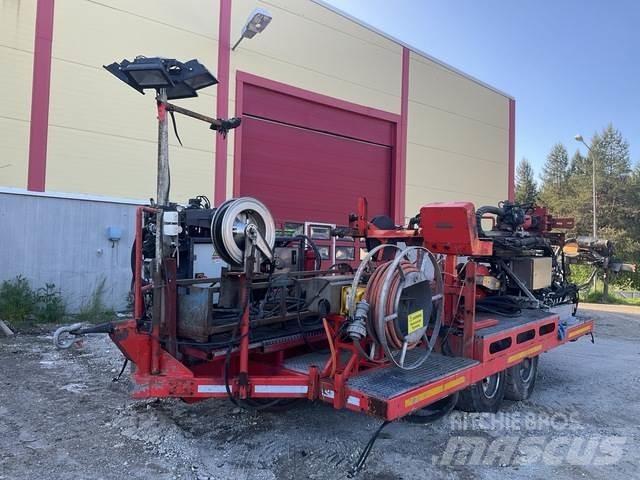 Sandvik DE140i Perforatrici di superficie