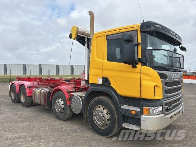 Scania P440 Camion con gancio di sollevamento