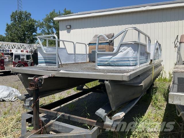  Sea Hunt Barche da lavoro, chiatte e pontoni