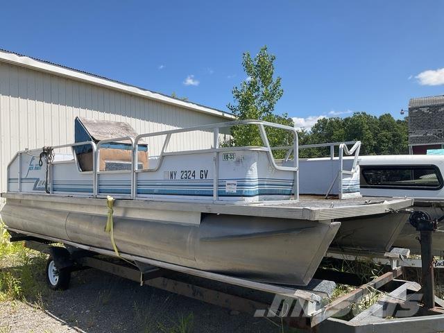  Sea Hunt Barche da lavoro, chiatte e pontoni