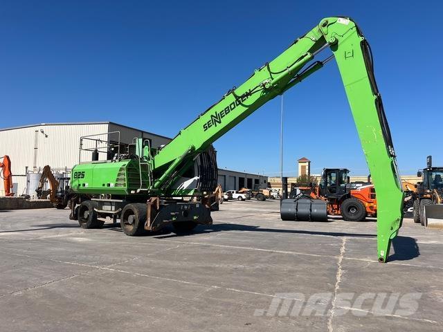 Sennebogen 825 Movimentazione rifiuti