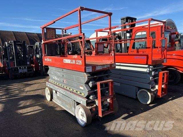 SkyJack 3226 Piattaforme a pantografo