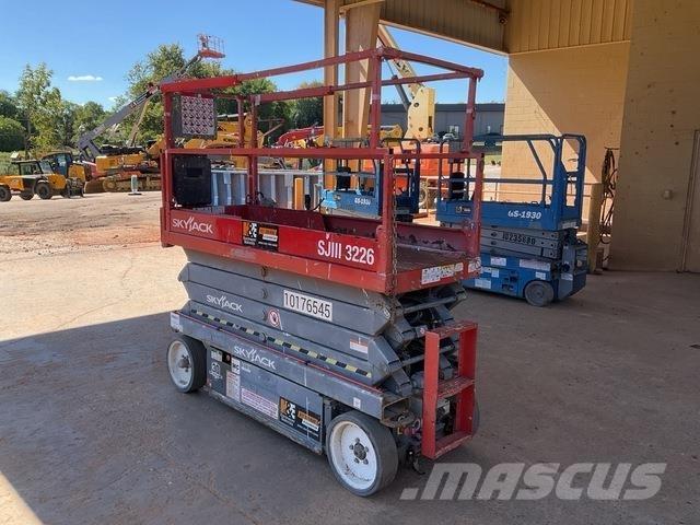 SkyJack 3226 Piattaforme a pantografo