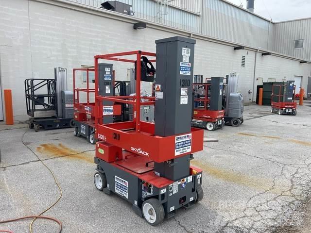 SkyJack SJ20E Sollevatori verticali