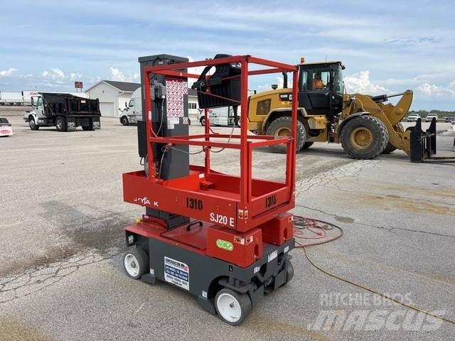 SkyJack SJ20E Sollevatori verticali