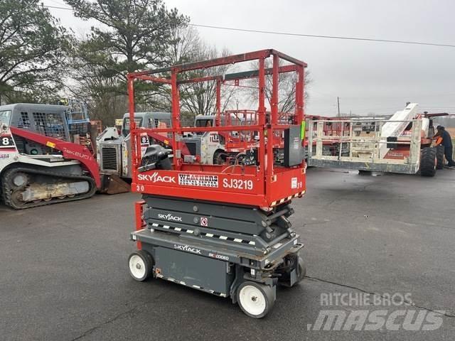 SkyJack SJ3219 Piattaforme a pantografo