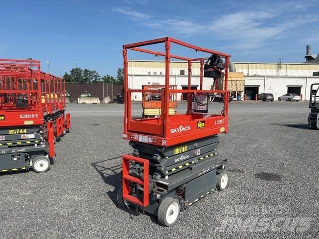 SkyJack SJ3219 Piattaforme a pantografo