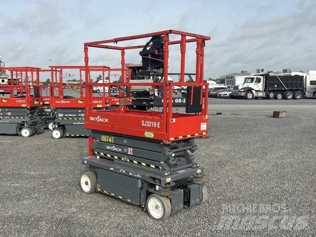SkyJack SJ3219 Piattaforme a pantografo