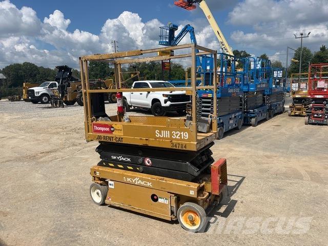SkyJack SJ3219 Piattaforme a pantografo