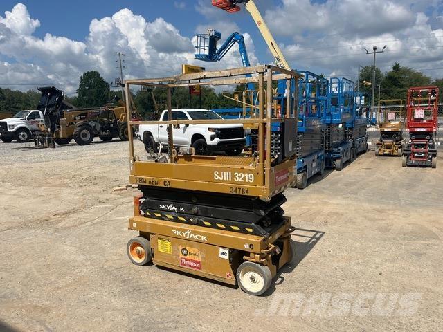 SkyJack SJ3219 Piattaforme a pantografo