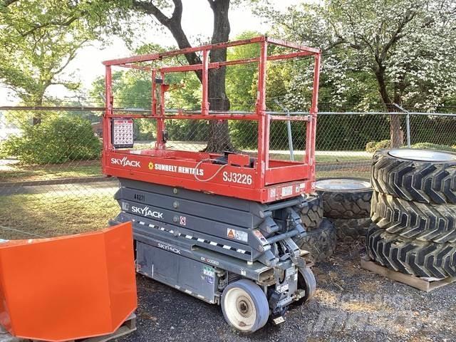 SkyJack SJ3226 Piattaforme a pantografo