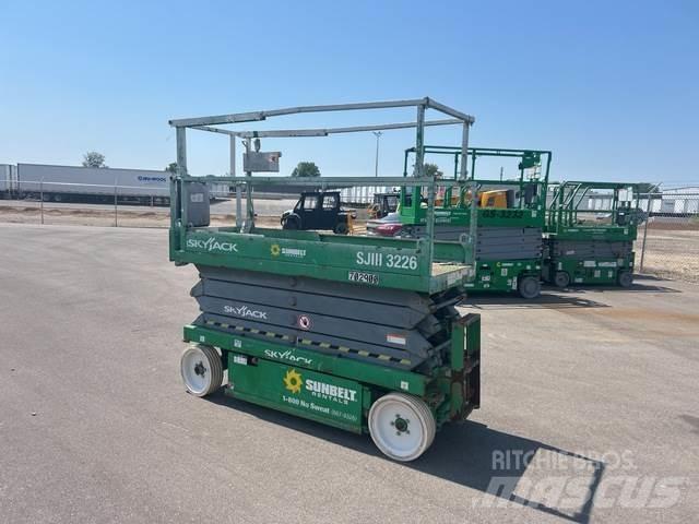 SkyJack SJ3226 Piattaforme a pantografo