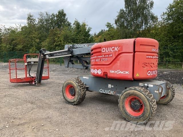 SkyJack SJ51AJ Piattaforme a braccio articolato