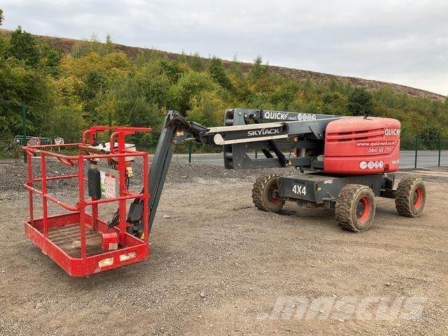 SkyJack SJ51AJ Piattaforme a braccio articolato