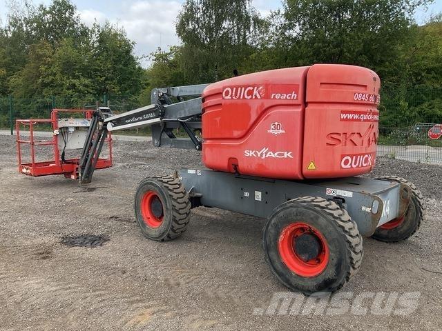 SkyJack SJ51AJ Piattaforme a braccio articolato