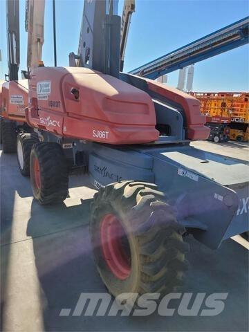 SkyJack SJ66T Piattaforme a braccio telescopico